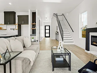 1202 W Villaret Blvd photo 3