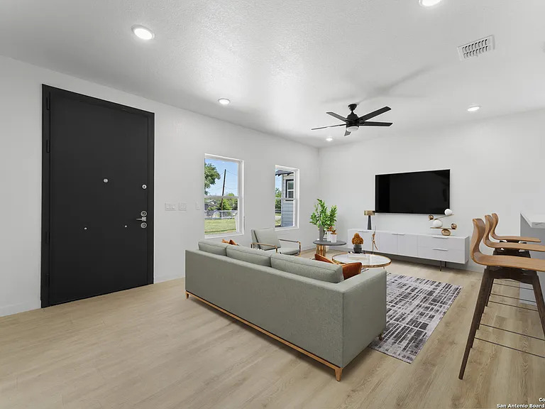 206 McCauley Blvd photo 4